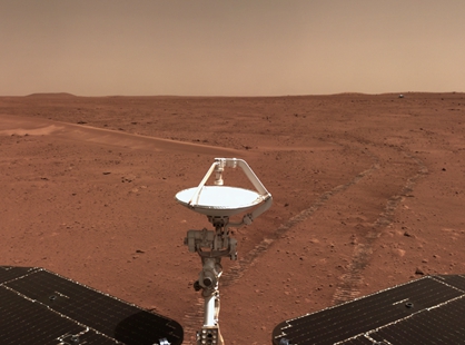 “祝融号”行驶总里程1921米 发现火星水活动迹象